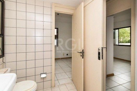 Foto 9 do(a) Flat de 3 quartos à venda em Teresópolis, Porto Alegre