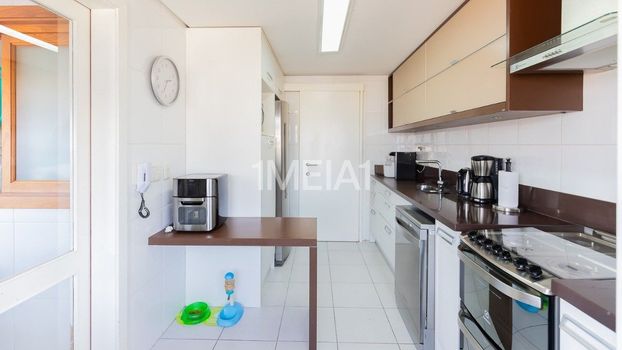 Foto 14 do(a) Apartamento de 3 quartos à venda em Petrópolis, Porto Alegre