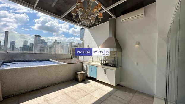 Foto 1 do(a) Cobertura de 3 quartos à venda em Vila Nova Conceição, São Paulo