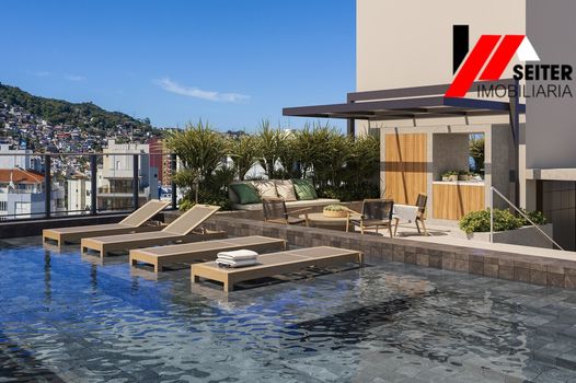 Foto 1 do(a) Apartamento de 3 quartos à venda em Centro, Florianópolis