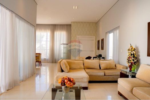 Foto 3 do(a) Casa de 4 quartos à venda em Vila Brasil, Santa Bárbara D'Oeste