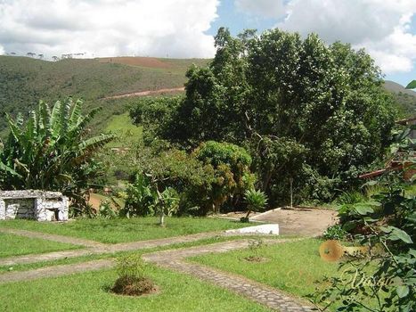 Foto 18 do(a) Fazenda / Sítio / Chácara de 3 quartos à venda em Santa Rosa, Teresópolis