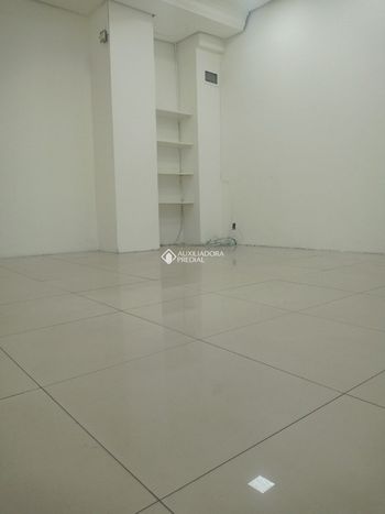 Foto 4 do(a) Loja false à venda em Centro, Santa Maria