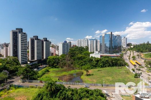 Foto 18 do(a) Flat de 3 quartos à venda em Petrópolis, Porto Alegre