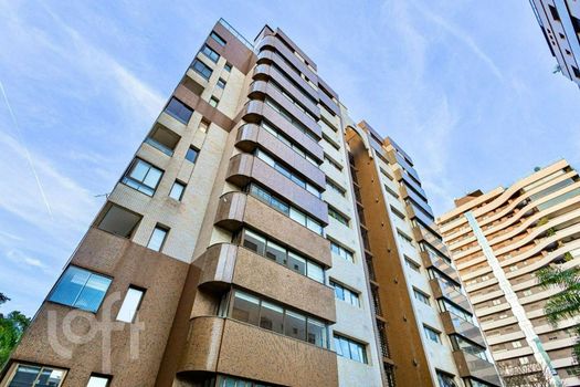 Foto 36 do(a) Apartamento de 3 quartos à venda em Três Figueiras, Porto Alegre