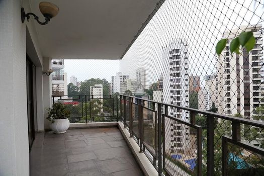 Foto 1 do(a) Apartamento de 3 quartos à venda em Vila Andrade, São Paulo