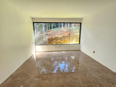 Foto 10 do(a) Casa em Condomínio de 3 quartos à venda em Vargem Grande, Teresópolis