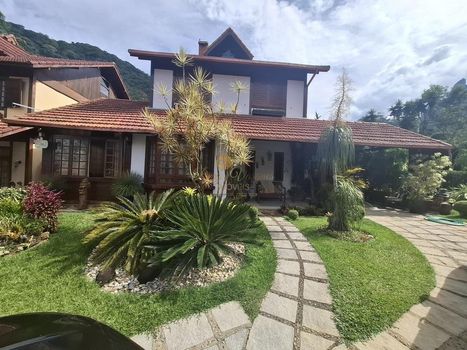 Foto 2 do(a) Casa em Condomínio de 4 quartos à venda em Granja Guarani, Teresópolis