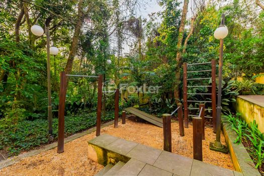 Foto 37 do(a) Apartamento de 1 quartos à venda em Três Figueiras, Porto Alegre