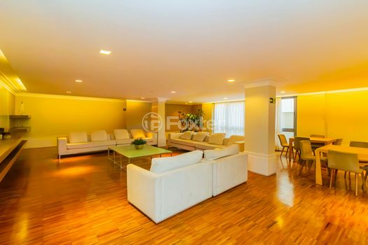 Foto 19 do(a) Apartamento de 1 quartos à venda em Três Figueiras, Porto Alegre