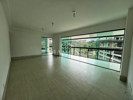 Foto 3 do(a) Apartamento de 4 quartos à venda em Vale do Sereno, Nova Lima