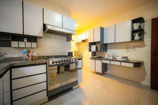 Foto 13 do(a) Casa em Condomínio de 4 quartos à venda em Recanto Impla, Carapicuíba