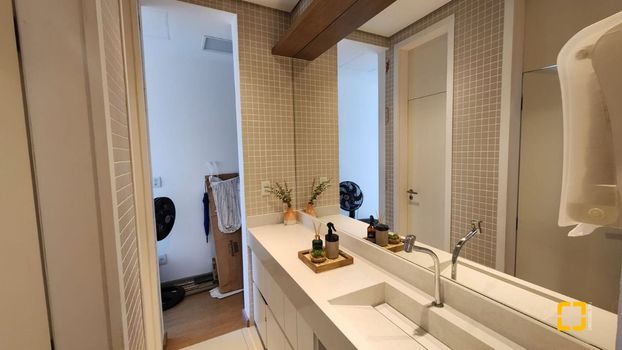 Foto 9 do(a) Sala / Conjunto Comercial false à venda em Saco Grande, Florianópolis