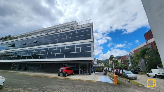 Foto 1 do(a) Sala / Conjunto Comercial false à venda em Saco Grande, Florianópolis