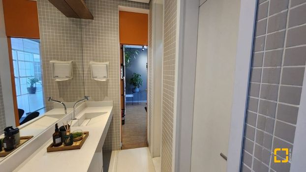 Foto 11 do(a) Sala / Conjunto Comercial false à venda em Saco Grande, Florianópolis