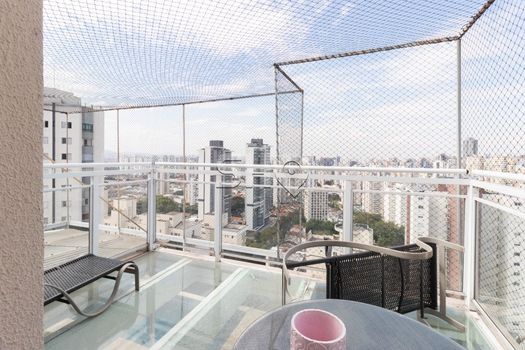 Foto 14 do(a) Apartamento de 3 quartos à venda em Vila Romana, São Paulo