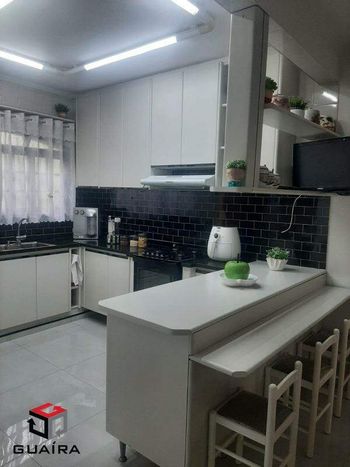 Foto 8 do(a) Casa de 3 quartos à venda em Parque Marajoara, Santo André
