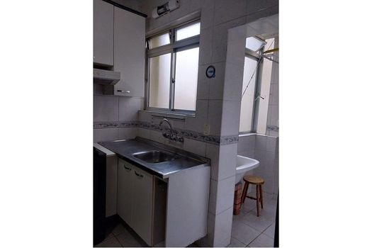 Foto 2 do(a) Apartamento de 3 quartos à venda em Rio Branco, Porto Alegre