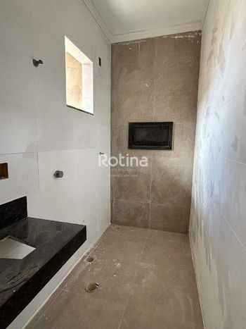 Foto 7 do(a) Casa de 2 quartos à venda em São Jorge, Uberlândia