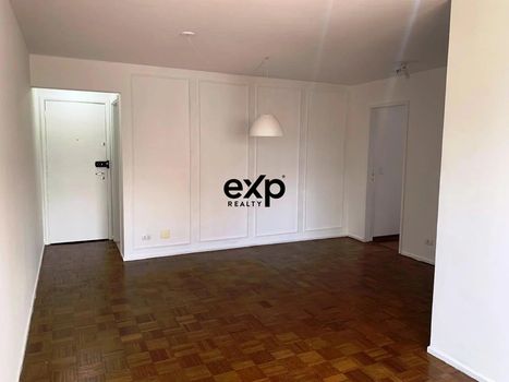 Foto 3 do(a) Apartamento de 3 quartos à venda em Moema, São Paulo