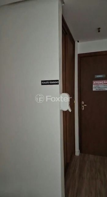 Foto 4 do(a) Sala / Conjunto Comercial false à venda em Centro Histórico, Porto Alegre