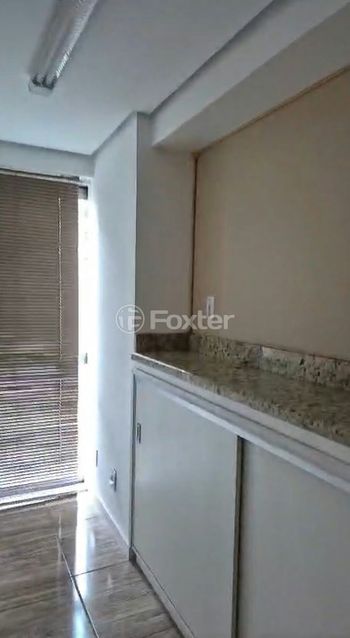 Foto 20 do(a) Sala / Conjunto Comercial false à venda em Centro Histórico, Porto Alegre