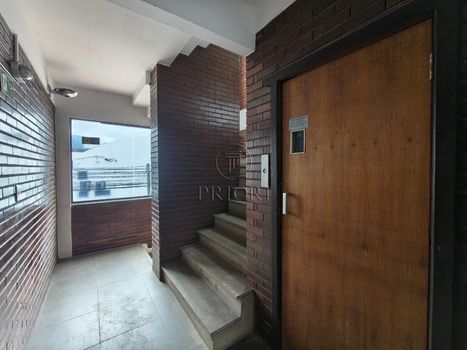 Foto 9 do(a) Edifício Inteiro false para alugar em Navegantes, Porto Alegre