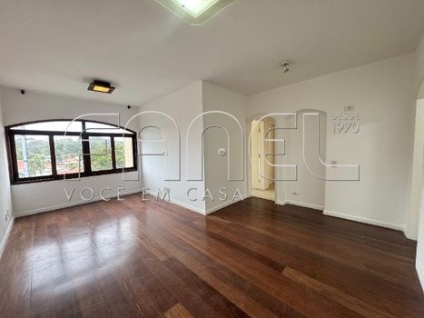 Foto 1 do(a) Apartamento de 3 quartos para alugar em Vila Progredior, São Paulo