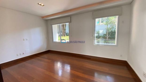 Foto 3 do(a) Casa em Condomínio de 4 quartos à venda em Jardim Petrópolis, São Paulo