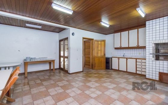 Foto 34 do(a) Apartamento de 3 quartos à venda em Mont Serrat, Porto Alegre