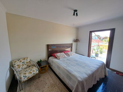 Foto 16 do(a) Casa de 6 quartos à venda em Cidade Vargas, São Paulo