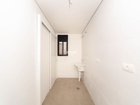 Foto 7 do(a) Casa em Condomínio de 3 quartos à venda em Santo Inácio, Curitiba