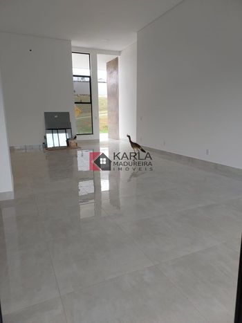 Foto 4 do(a) Casa em Condomínio de 4 quartos à venda em Residencial Real Mont Ville, Lagoa Santa