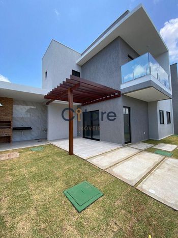 Foto 1 do(a) Casa de 4 quartos à venda em Edson Queiroz, Fortaleza