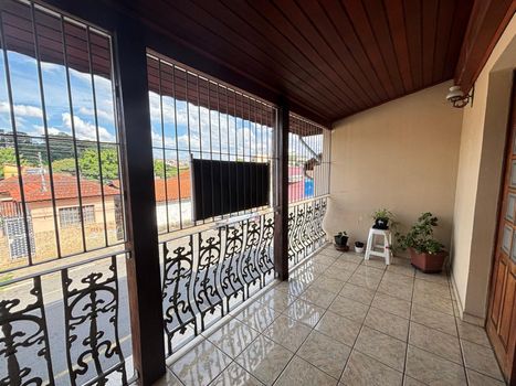 Foto 46 do(a) Casa em Condomínio false à venda em Vila Batista, Bragança Paulista