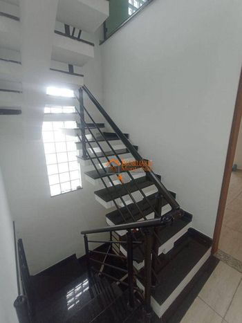 Foto 49 do(a) Casa de 3 quartos à venda em Jardim Adriana, Guarulhos