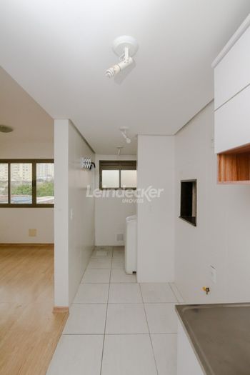 Foto 16 do(a) Apartamento de 2 quartos à venda em Partenon, Porto Alegre