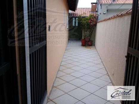 Foto 3 do(a) Casa de 3 quartos à venda em Jardim Esmeralda, São Paulo