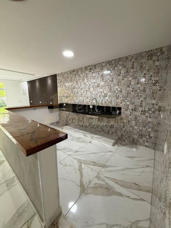 Foto 4 do(a) Casa de 2 quartos à venda em Votupoca, Barueri