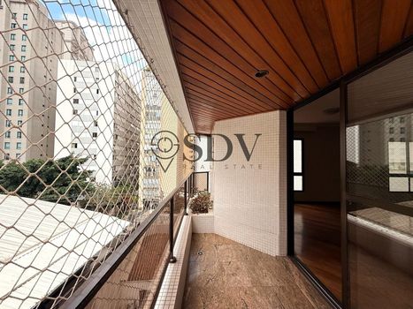 Foto 3 do(a) Apartamento de 4 quartos à venda em Jardim Paulista, São Paulo