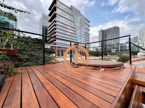 Foto 2 do(a) Casa em Condomínio de 3 quartos à venda em Vila Nova Conceição, São Paulo