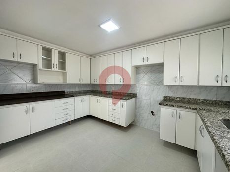 Foto 13 do(a) Casa em Condomínio de 3 quartos à venda em Chácaras Silvania, Valinhos