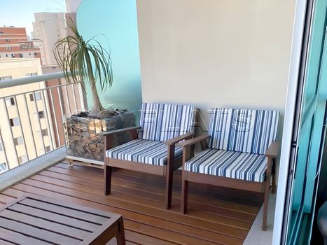 Foto 13 do(a) Flat de 1 quartos à venda em Vila Nova Conceição, São Paulo