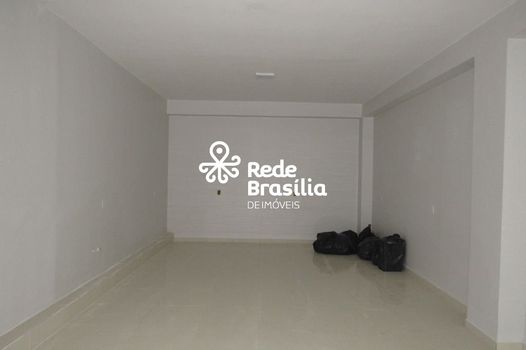 Foto 2 do(a) Loja false para alugar em Santa Maria, Brasília