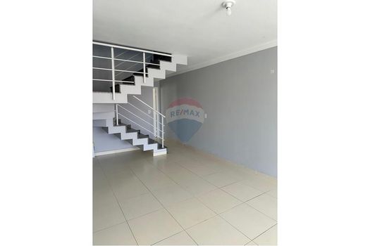 Foto 4 do(a) Casa de 3 quartos à venda em Arujamérica, Arujá