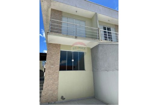 Foto 2 do(a) Casa de 3 quartos à venda em Arujamérica, Arujá