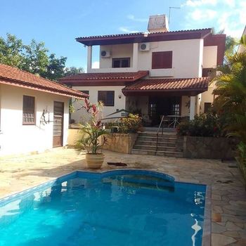 Foto 1 do(a) Casa de 3 quartos à venda em Portal das Colinas, Guaratinguetá
