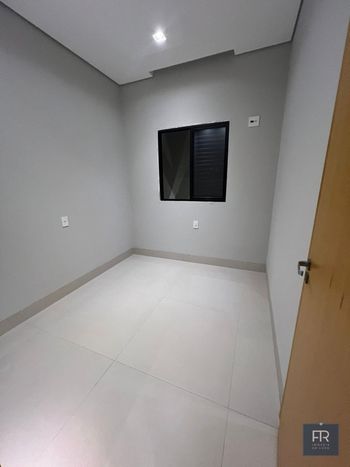 Foto 15 do(a) Casa de 3 quartos à venda em Alto Umuarama, Uberlândia