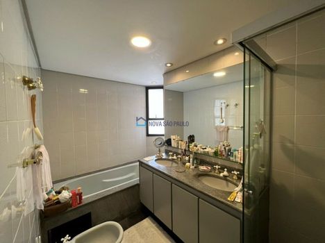 Foto 16 do(a) Apartamento de 4 quartos à venda em Itaim Bibi, São Paulo