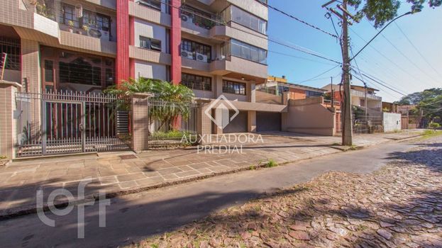 Foto 30 do(a) Apartamento de 3 quartos à venda em Vila Ipiranga, Porto Alegre